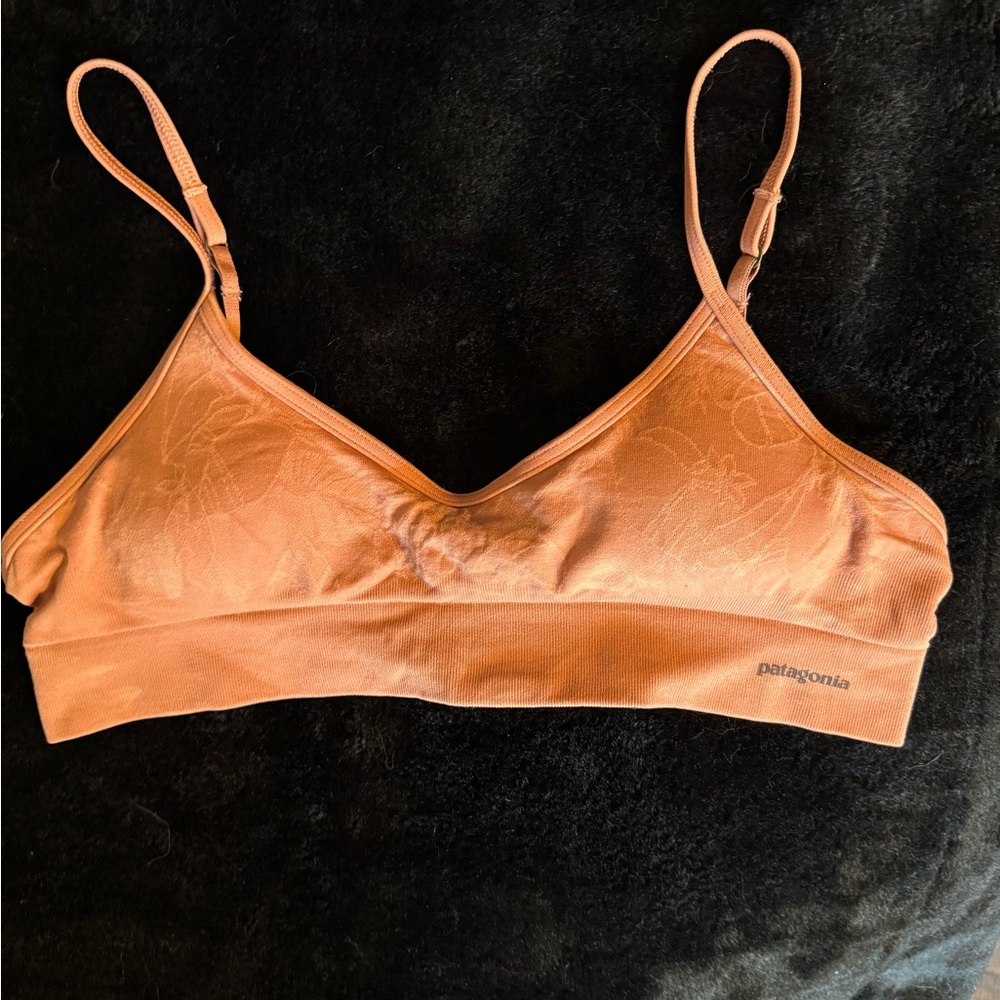 Patagonia Women's Bra in Floral Jacquard in Orange. Size S